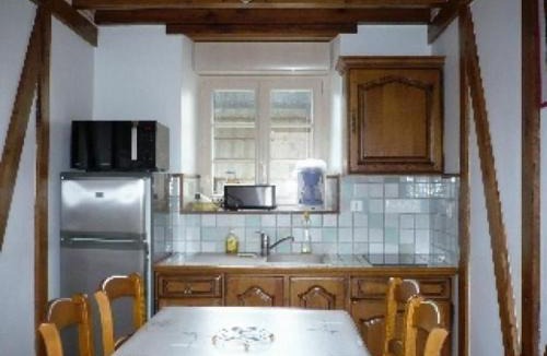 Epineu-le-Chevreuil House | Maison de campagne avec cuisine équipée et wifi, proche nature et activités aquatiques - FR-1-410-198
