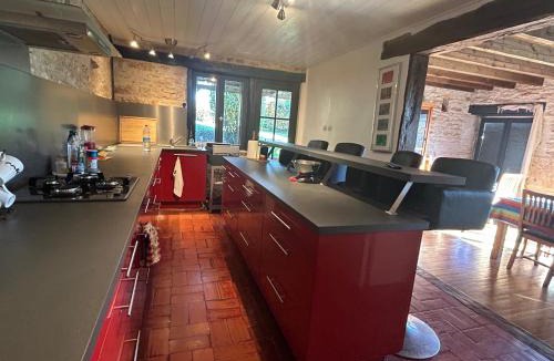 Nanteuil-en-Vallee Ski Chalet | Maison de campagne