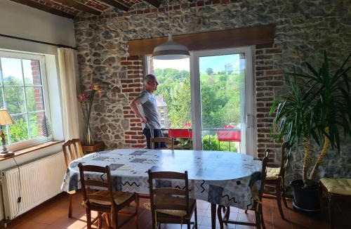 Bousignies-sur-Roc House | Maison de campagne avec superbe vue panoramique!