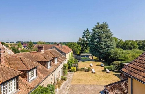 Saulx-Marchais House | maison de campagne toute équipée 5 km de Thoiry