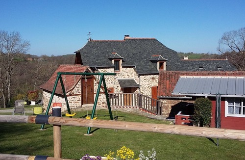 Maleville House | Maison de Campagne Avec spa Dans L'ouest Aveyron
