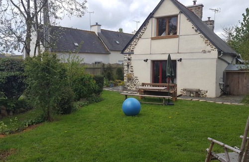 Plelo House | Maison de Campagne. Au Calme