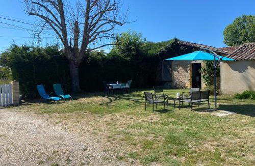 Sigoules Apartment | Maison de campagne en pierres 4 personnes