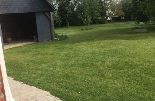 Broons House | Maison de Campagne Entièrement Rénovée, Cheminées, Parc Paysager,41 km de la Mer