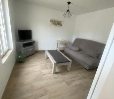 Chartrene Apartment | Maison de campagne "Le GAULT"