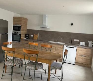 Chartrene Apartment | Maison de campagne "Le GAULT"