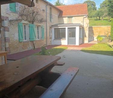 Lindry House | Maison de campagne