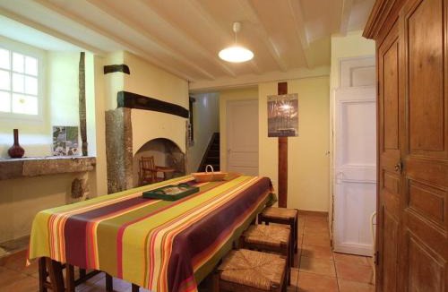Mazeyrat-Aurouze House | Maison de campagne avec grande terrasse, près de Lavaudieu et accessible PMR - FR-1-582-217