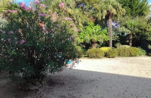 Puydarrieux House | Maison de Campagne à la Ferme