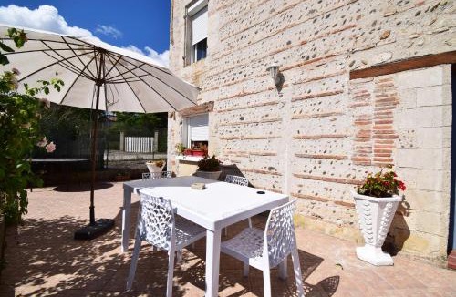 Sauveterre-Saint-Denis Villa | Maison de campagne proche d'Agen