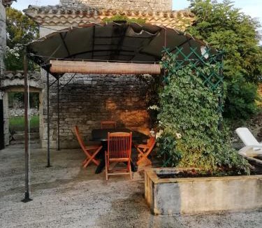 Belveze House | Maison de caractère Belvèze