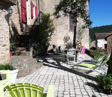Viala-du-Tarn House | Maison de caractère au cœur des grands causses