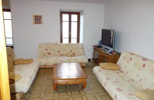 Pontgibaud House | Maison De Caractere- Puy De Dome