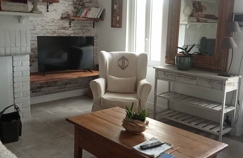 Pontenx-les-Forges Bed & Breakfast | Maison de Charme à 15mn de L'océan et 5 mn des Lacs