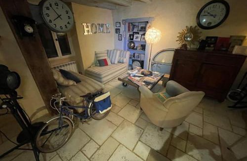 Vignoux-sous-les-Aix House | Maison de charme avec piscine