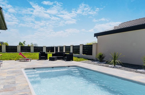 Tignieu-Jameyzieu House | Maison de Charme