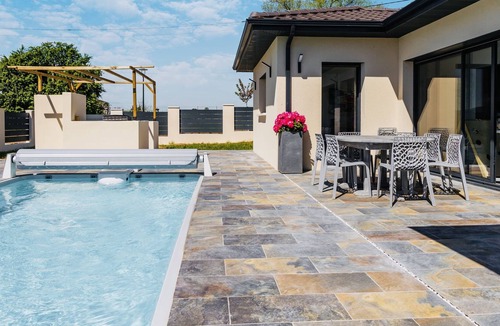 Tignieu-Jameyzieu House | Maison de Charme