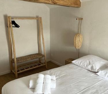 Saint-Malo-du-Bois House | Maison de charme rénovée