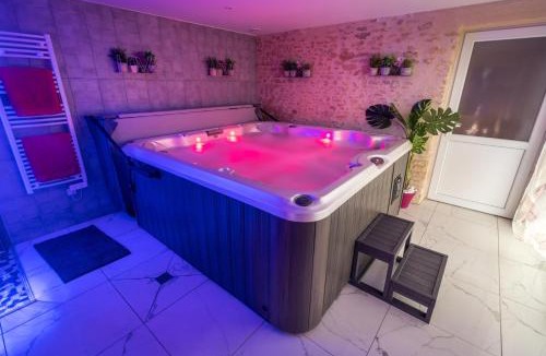 Arcay House | Maison de charme à Arçay avec jacuzzi