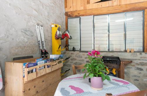 Guchan House | Maison de charme à Guchan avec vue sur la montagne et jacuzzi