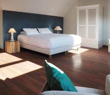 Porspoder Villa | Maison de charme à Porspoder Piscine extérieure, proche plages & calme