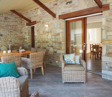 Porspoder Villa | Maison de charme à Porspoder Piscine extérieure, proche plages & calme