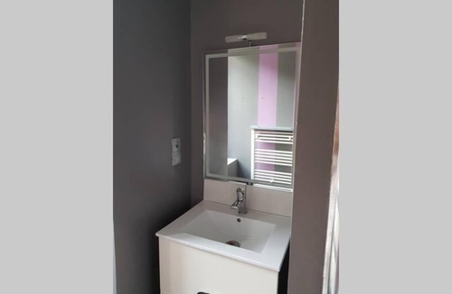 Chammes House | Maison de charme avec cour fermée et Wi-Fi