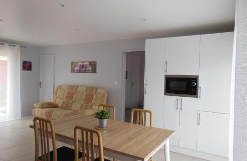 Chaingy House | Maison de charme avec cour privée