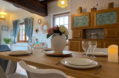 Berthouville House | Maison de charme avec jacuzzi.