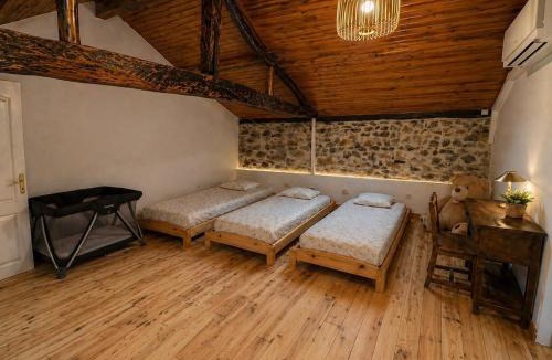 Arguenos House | Maison de charme avec jardin dans les Pyrénées