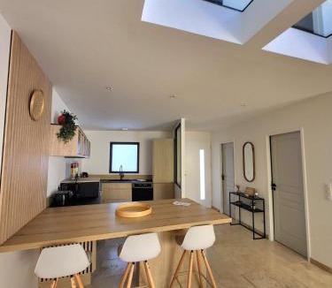 Fleury House | Maison de charme avec Piscine-Clim-Plage à 10min