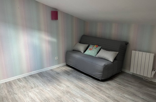 Nerac House | Maison de Charme Avec spa et Patio Privé