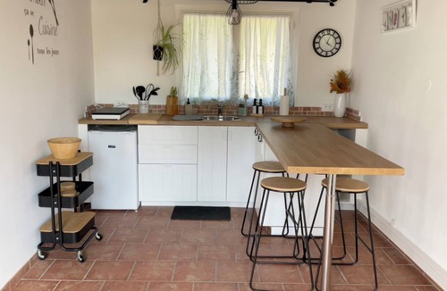 Abondant House | Maison de charme entre campagne et forêt.