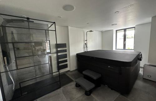 Camblain-l'Abbe Villa | Maison de charme, pierres blanches, SPA Jaccuzi
