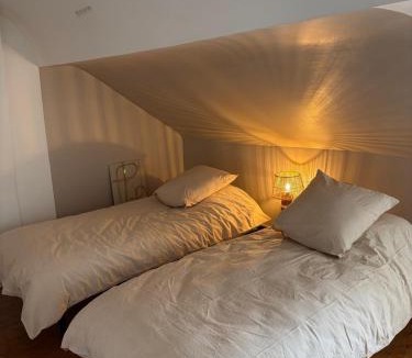 Parigne-lʼEveque Villa | Maison de charme 3 chambres proche 24h du Mans