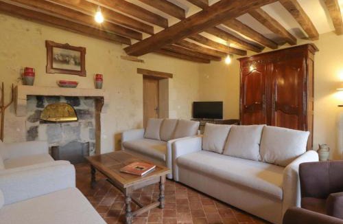 Pays de Mortagne-au-Perche House | Maison de Charme Indépendante avec Jardin à Corbon - FR-1-497-255