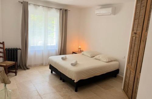 Travaillan Villa | Maison de charme Piscine & grand jardin