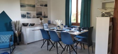 Sartrouville House | Maison de Charme, proche Paris, Maison Laffitte, gare Sartrouville