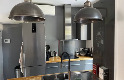 Saint-Cloud House | Maison de Charme Tout Proche Paris. Emplacement Idéal Pour les Sites Olympiques
