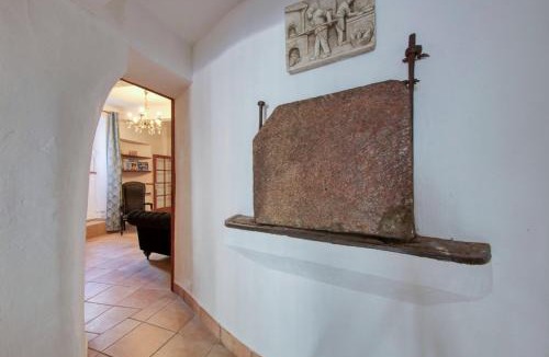 Alignan-du-Vent House | Maison de Choubaka