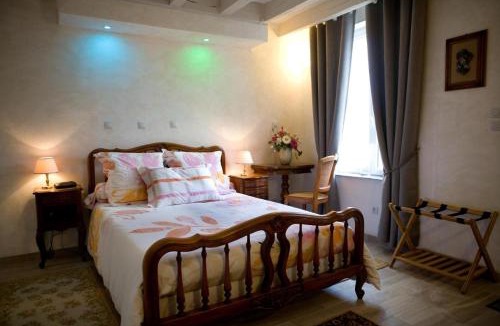 Civray-de-Touraine House | Maison De Denise