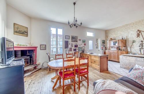 Mortagne-sur-Gironde House | maison de famille