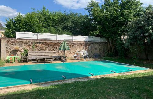 Saint-Mars-d'Outille Villa | Maison de famille