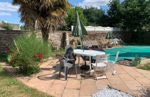 Saint-Mars-d'Outille Villa | Maison de famille