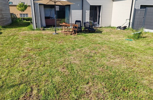 Saint-Etienne-des-Hautes-Terres House | Maison de Famille Avec Jardin à 10 Minutes en Voiture de la Plage !