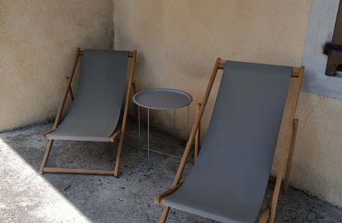 Valvigneres House | Maison de Famille Dans Village Vigneron du sud Ardèche