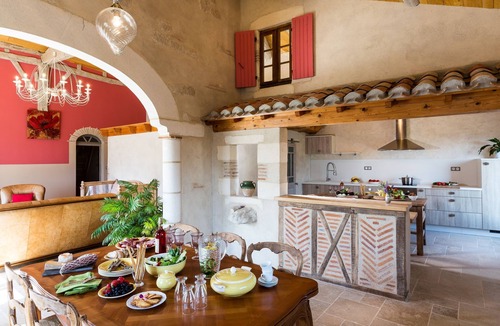 Castelmoron-sur-Lot Villa | Maison de la Combe - Two Bedroom Villa, Sleeps 5