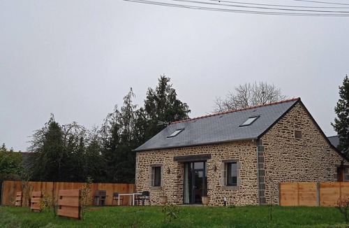 La Chapelle-Janson House | Maison de Vacances Pour 4 Personnes, 120m2, en Campagne