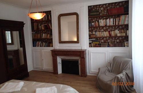 La Chapelle-sur-Furieuse House | Maison de caractere