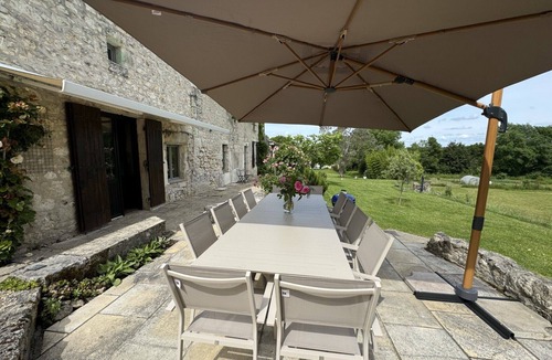 La Sauvetat-du-Dropt House | Maison de Guillegorce - Large house with private pool in the countryside